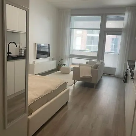 Yksioe Loistavalla Sijainnilla Sekae Yhteyksillae Vantaa Exterior foto