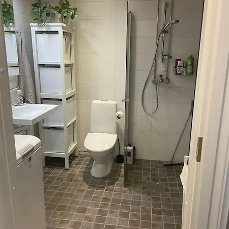 Yksioe Loistavalla Sijainnilla Sekae Yhteyksillae Vantaa Exterior foto
