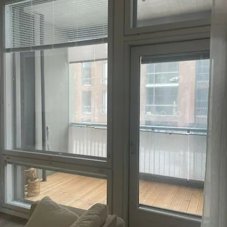 Yksioe Loistavalla Sijainnilla Sekae Yhteyksillae Vantaa Exterior foto